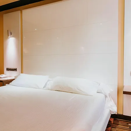 Hotel Nostrum Airport