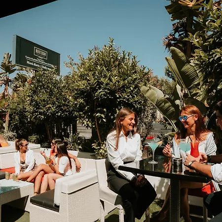 Nostrum Airport Hotel